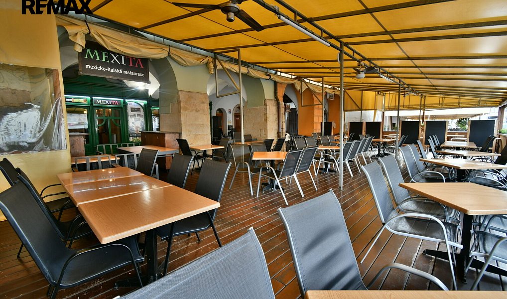 Prodej restaurace 350 m², Hradec Králové – náhled fotky 2
