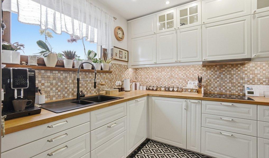 Prodej domu 200 m² s pozemkem 1 227 m², Přestanov – náhled fotky 19