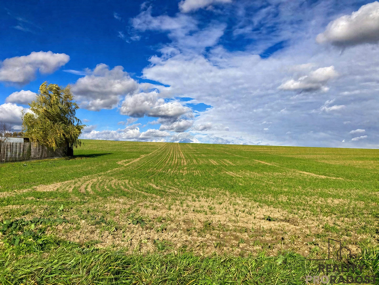 Prodej stavebního pozemku 800 m² – fotografie 3