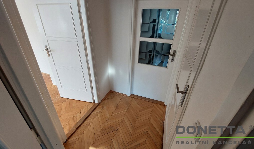 Pronájem bytu 3+1 88 m², Hradec Králové – náhled fotky 7
