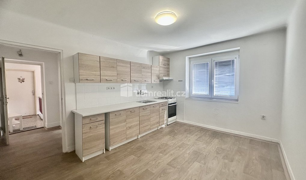 Prodej bytu 2+1 48 m², Kolín – náhled fotky 8