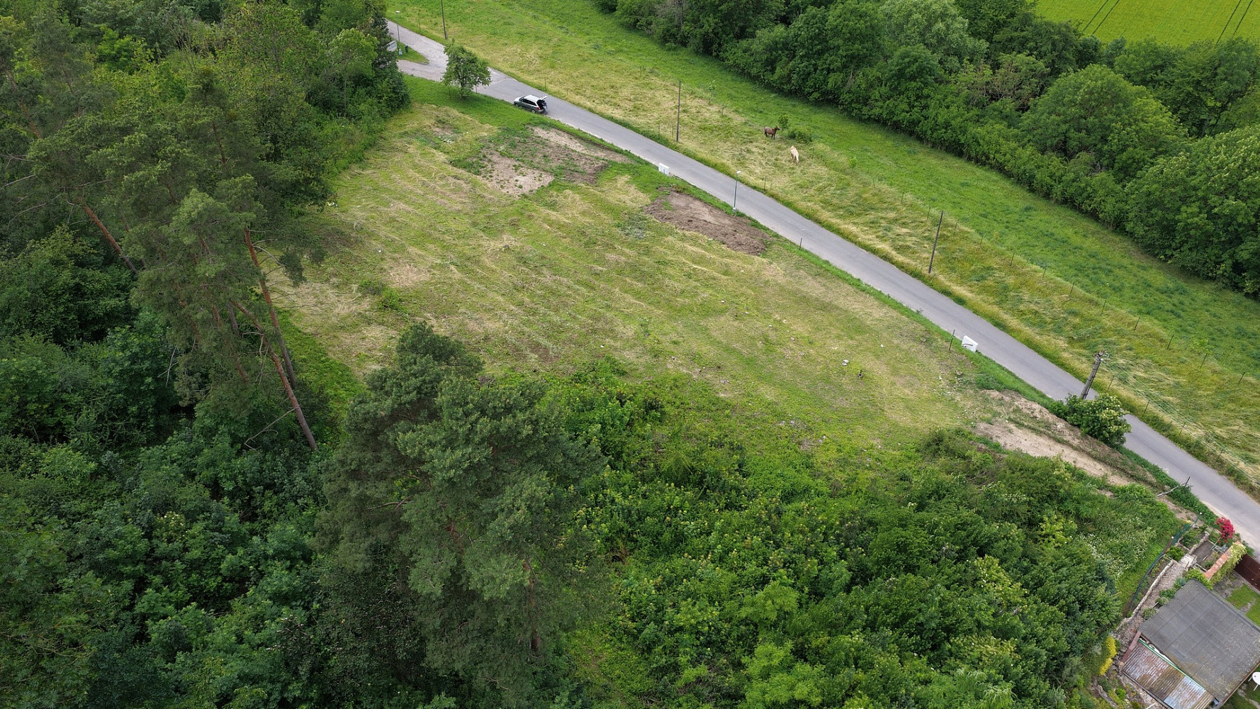 Prodej stavebního pozemku 1 117 m² – fotografie 3