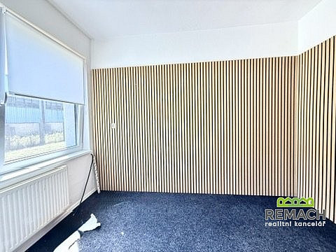 Pronájem kanceláře 37 m² – fotografie 3