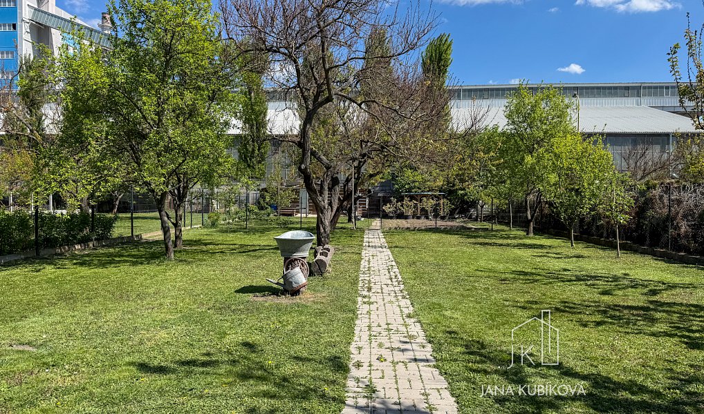 Prodej domu 336 m² s pozemkem 1 199 m², Kyjov – náhled fotky 56