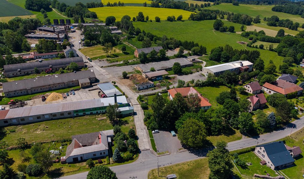 Prodej zemědělského objektu 1 400 m², Korouhev – náhled fotky 18