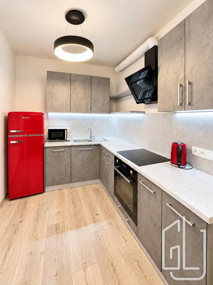 Pronájem bytu 2+kk 67 m² – fotografie 3