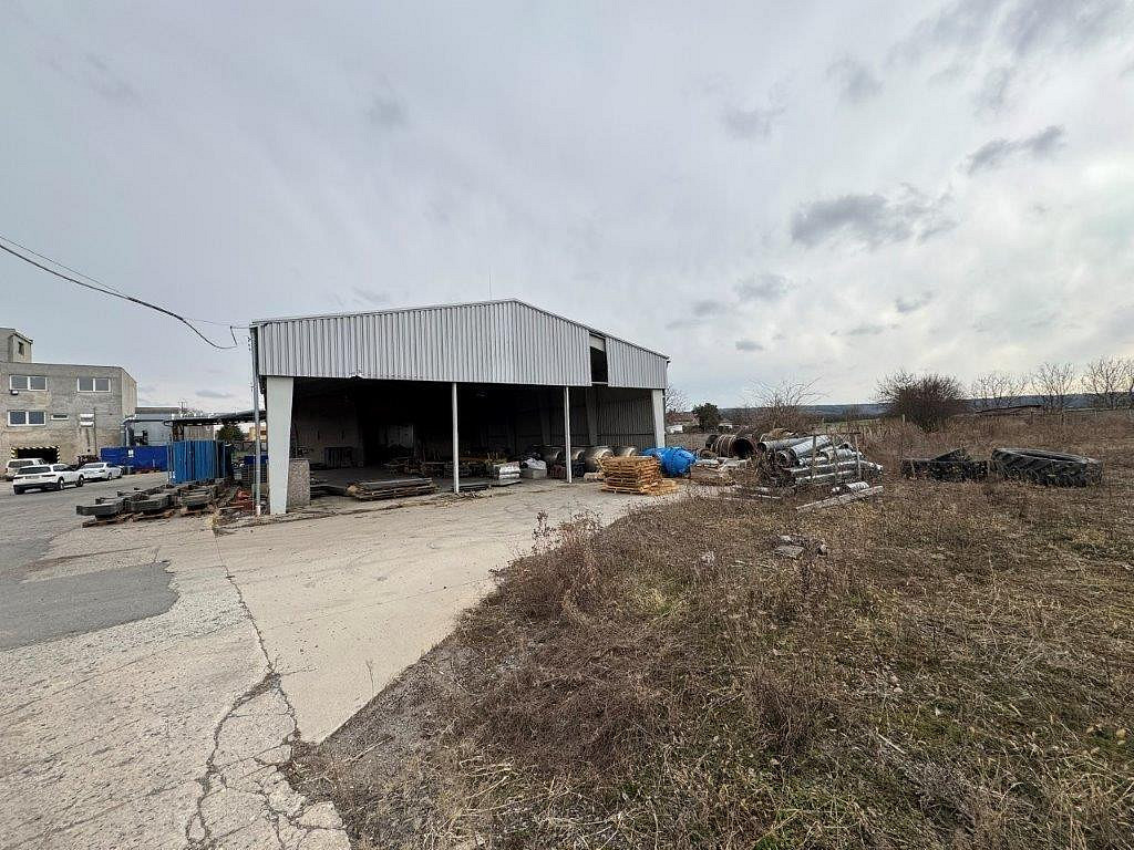 Dražba výrobních prostor 4 782 m² – pohled 2