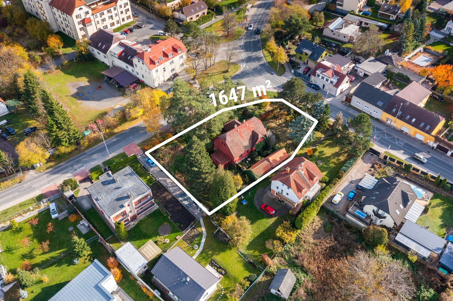 Prodej stavebního pozemku 1 647 m² — photo 2