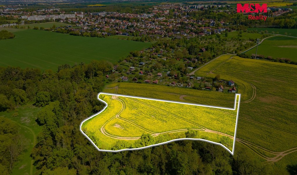 Prodej pole 9 488 m², Praha – náhled fotky 5