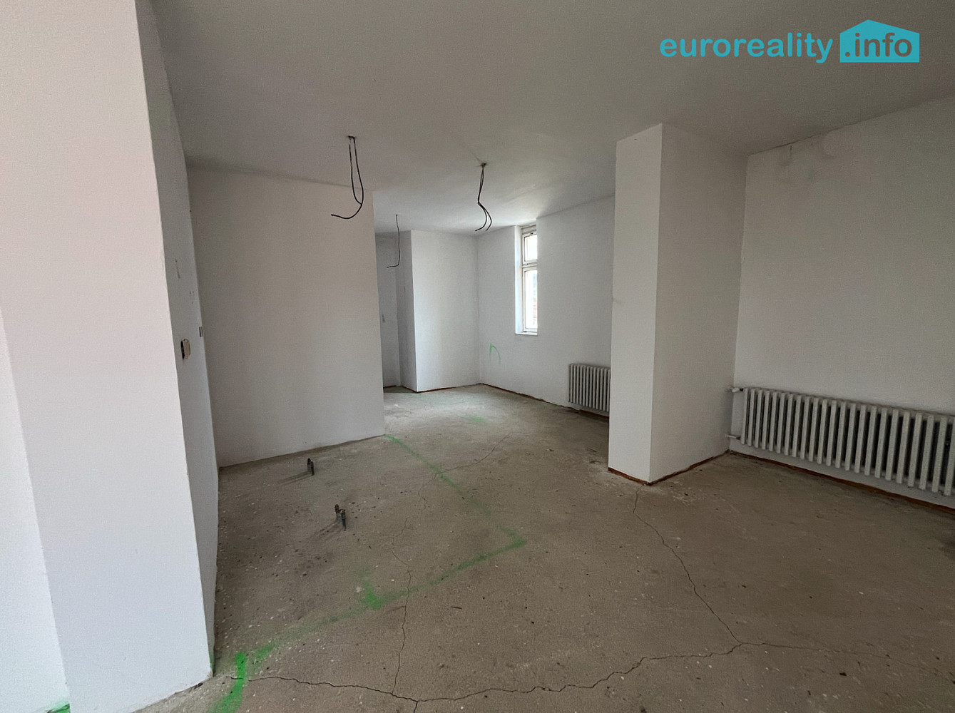 Pronájem obchodních prostor 90 m² – fotografie 4