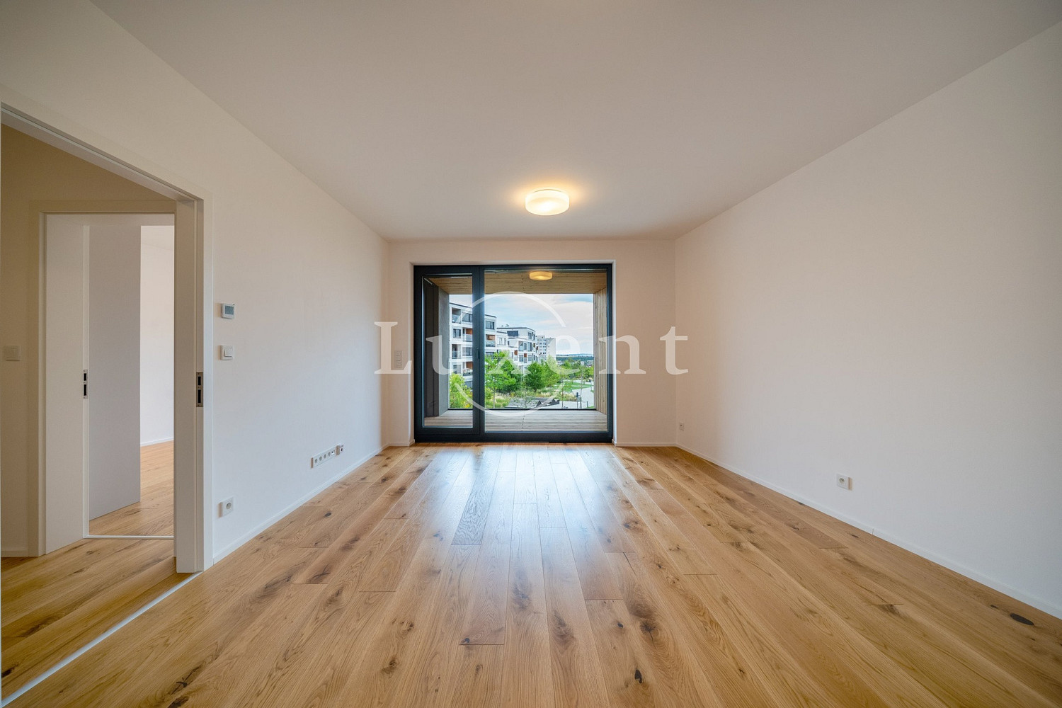 Pronájem bytu 2+kk 51 m² – fotografie 3
