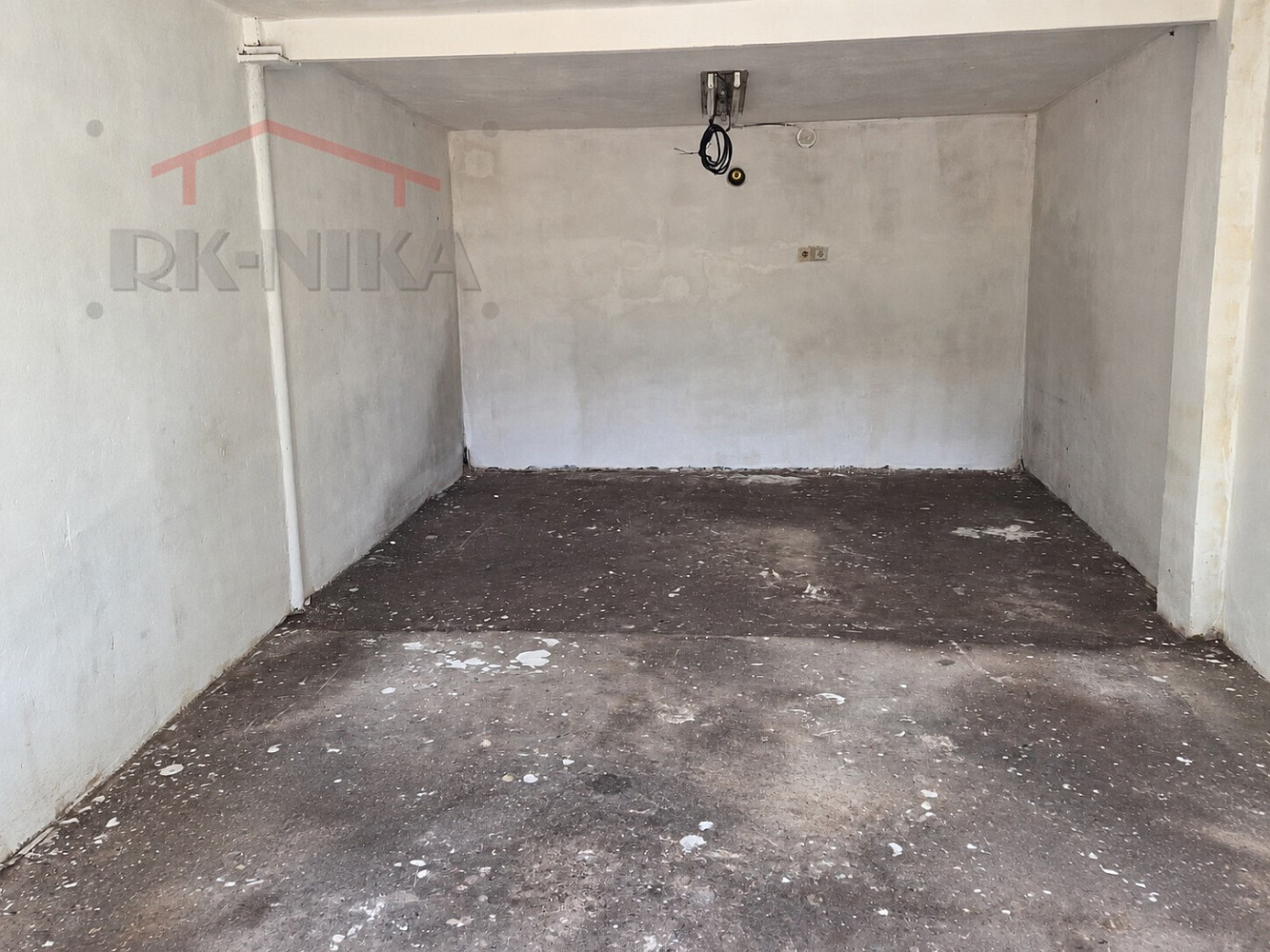 Prodej garáže 25 m2 v Semilech ihned k dispozici – fotografie 2
