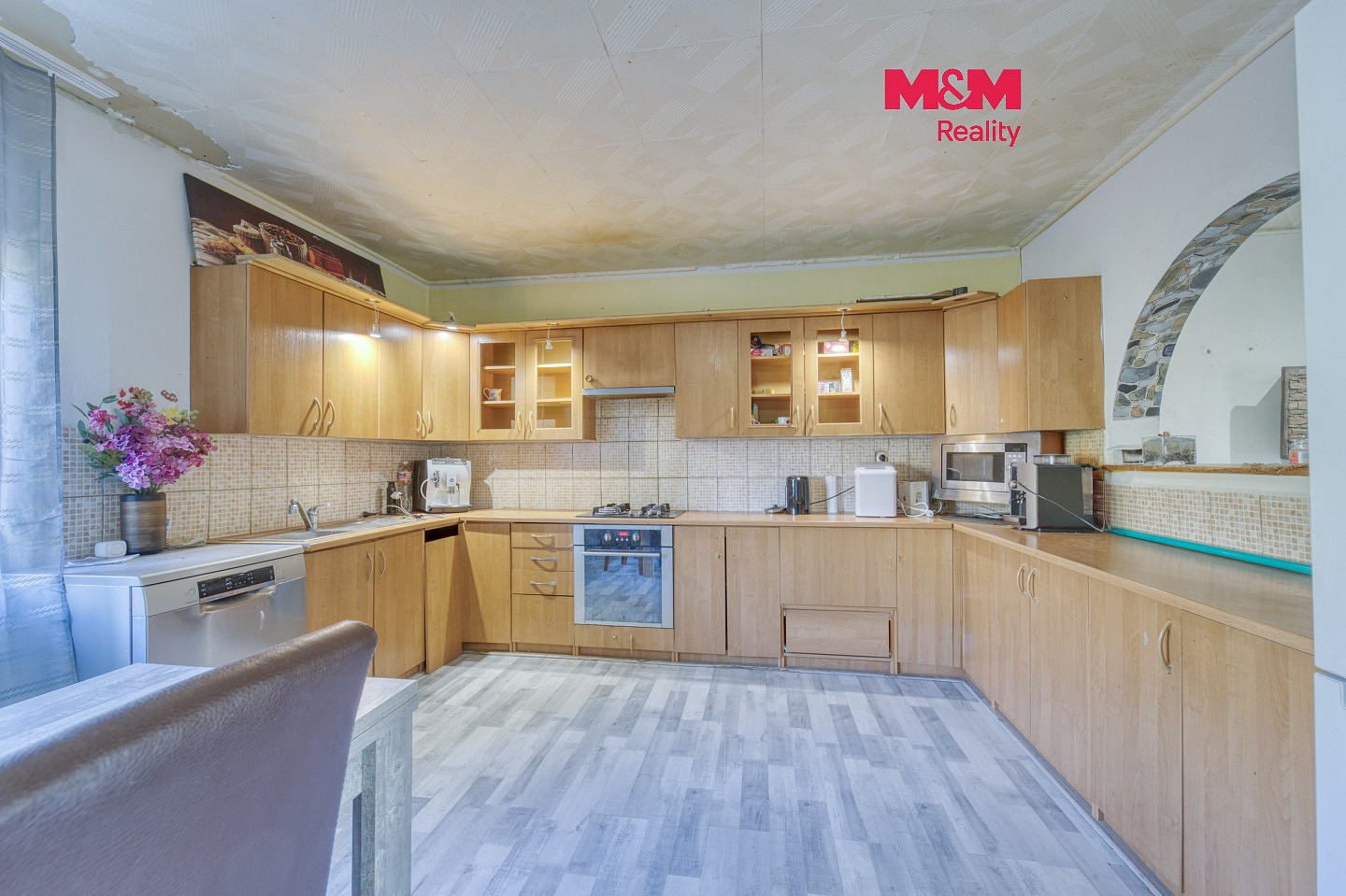 Prodej domu 340 m² s pozemkem 1 188 m²