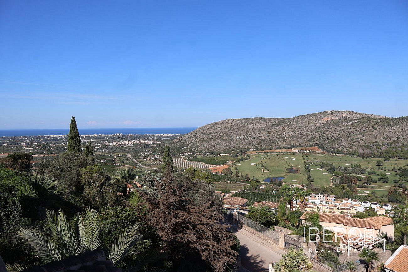 Prodej domu 369 m² s pozemkem 1 699 m² — photo 3