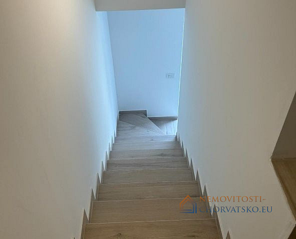 Prodej bytu 2+kk 80 m² - Widok 6
