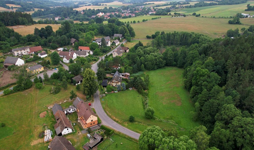 Prodej stavebního pozemku 1 280 m², Nadějkov – náhled fotky 2