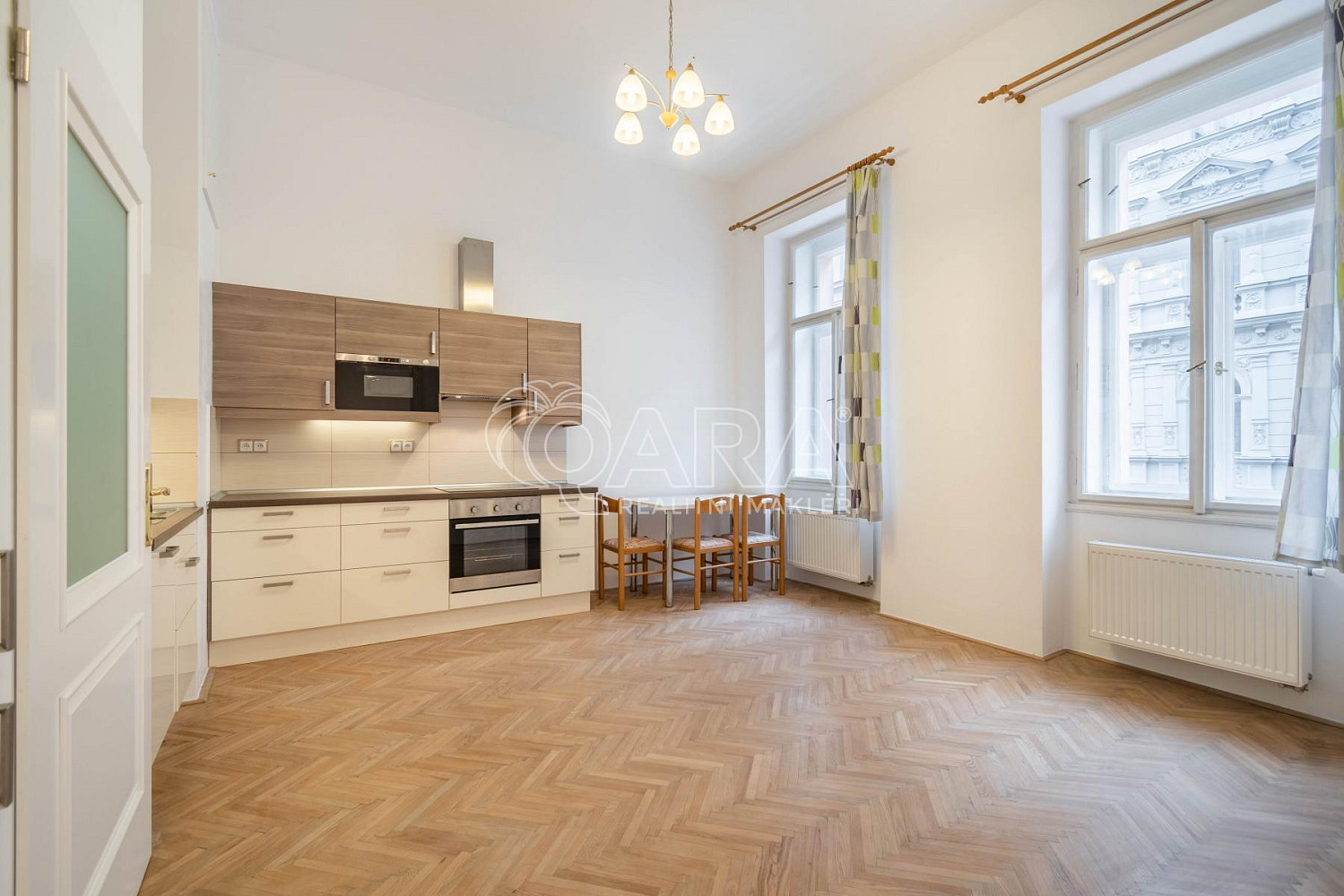 Pronájem bytu 3+kk 77 m² — photo 4