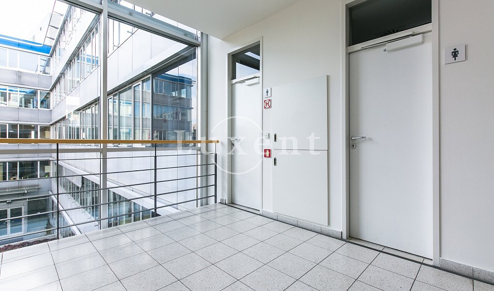 Pronájem kanceláře 393 m², Praha – náhled fotky 13