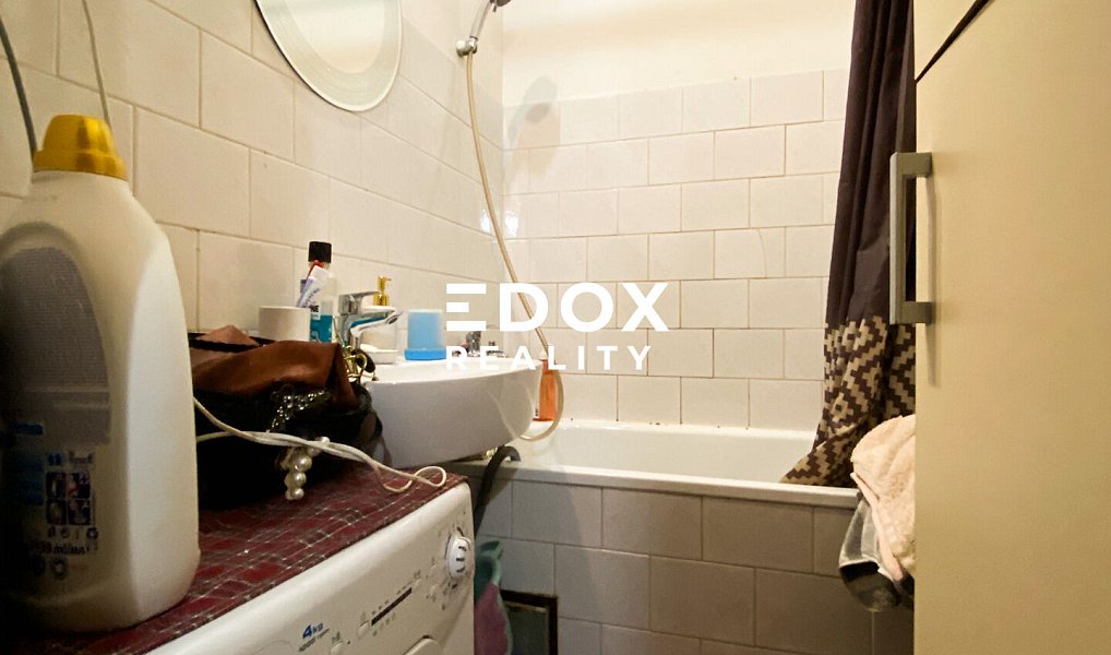 Prodej bytu 1+kk 29 m², Praha – náhled fotky 4