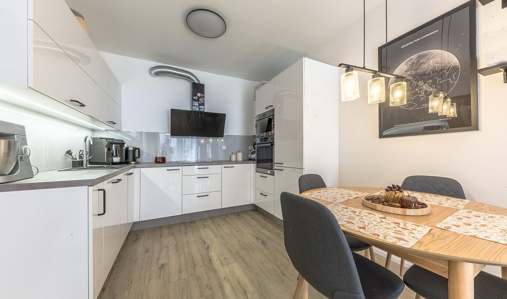 Prodej bytu 2+kk 50 m², Praha – náhled fotky 4
