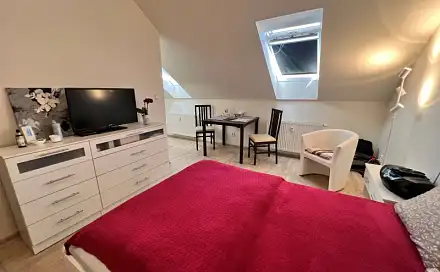 Pronájem bytu 1+kk 32 m², Železničního pluku, Pardubice - Zelené Předměstí