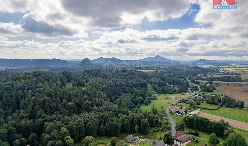Prodej stavebního pozemku 2 001 m², Hamr na Jezeře – náhled fotky 6