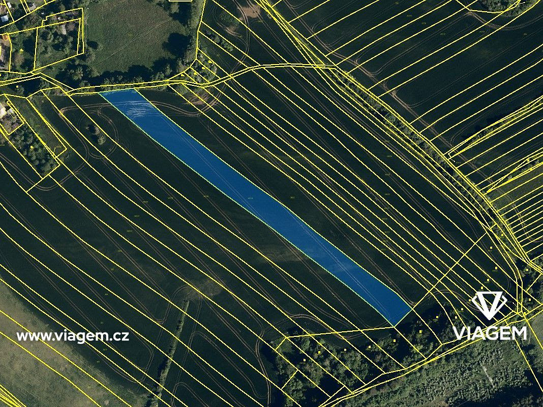 Prodej pole 992 m² – pohled 3