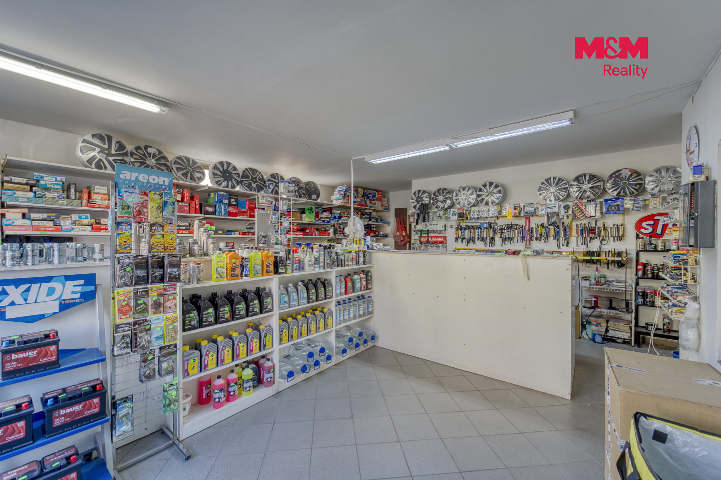 Prodej obchodních prostor 98 m² – fotografie 2