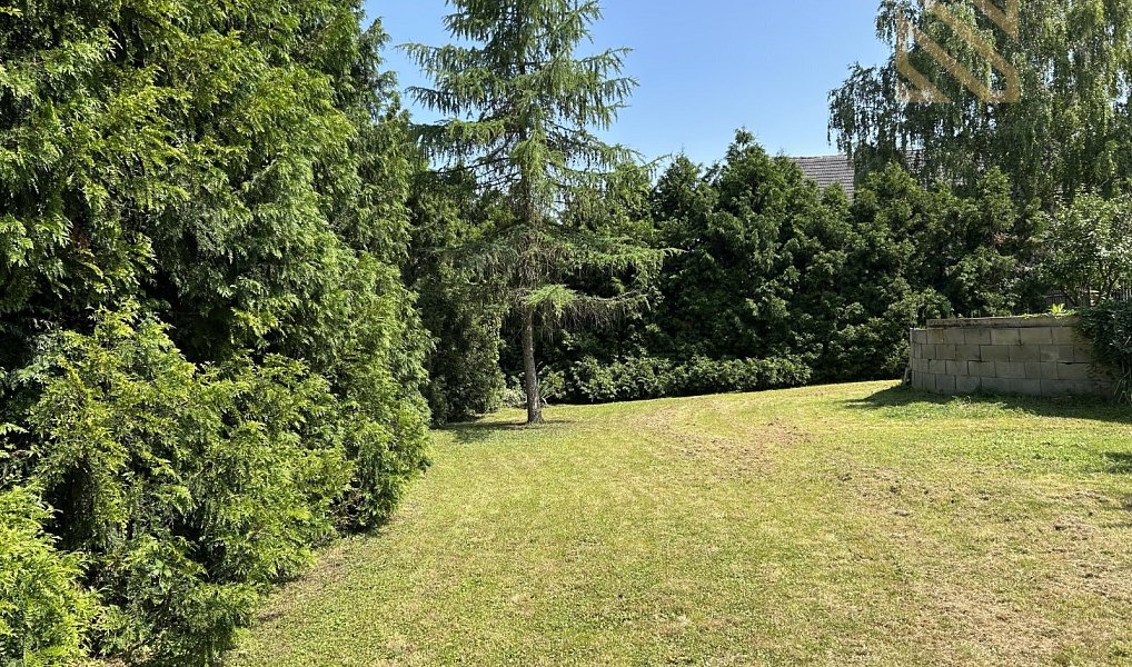 Prodej domu 196 m² s pozemkem 1 929 m², Lukavec – náhled fotky 9