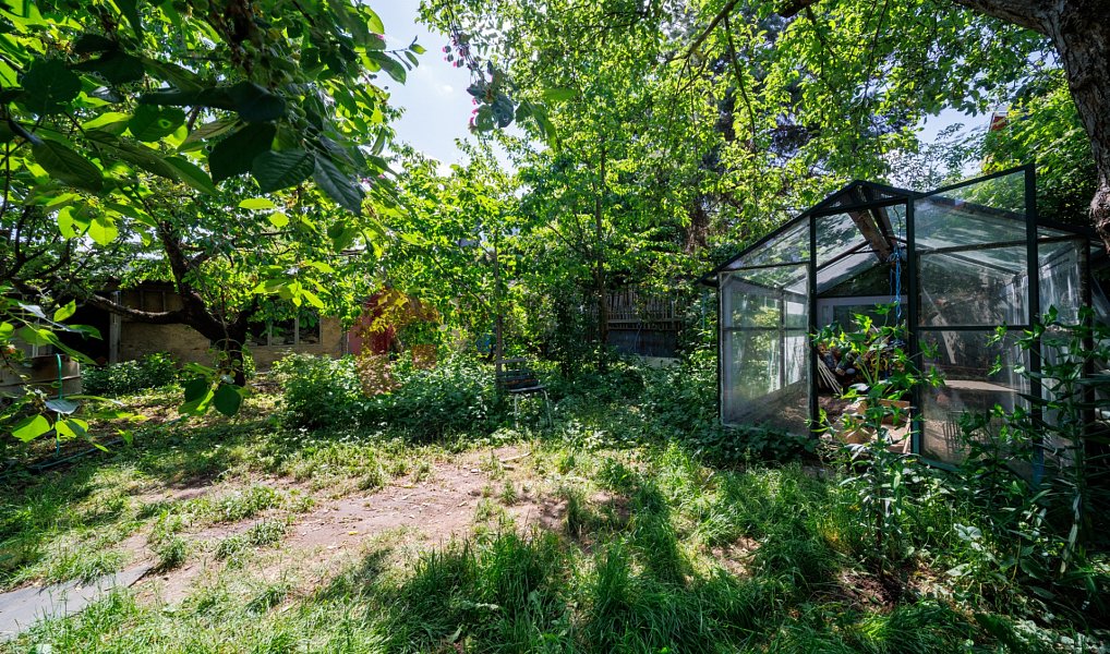 Prodej stavebního pozemku 556 m², Praha – náhled fotky 6