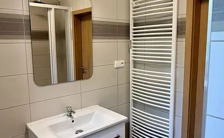 Pronájem bytu 3+kk 71 m², V Zahrádkách, Pardubice