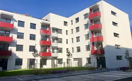Pronájem bytu 1+kk 40 m², Pardubice - Zelené Předměstí