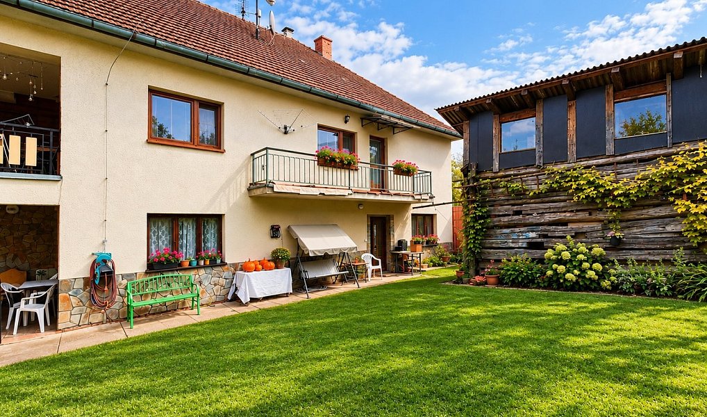Prodej domu 300 m² s pozemkem 1 000 m², Lípa – náhled fotky 17