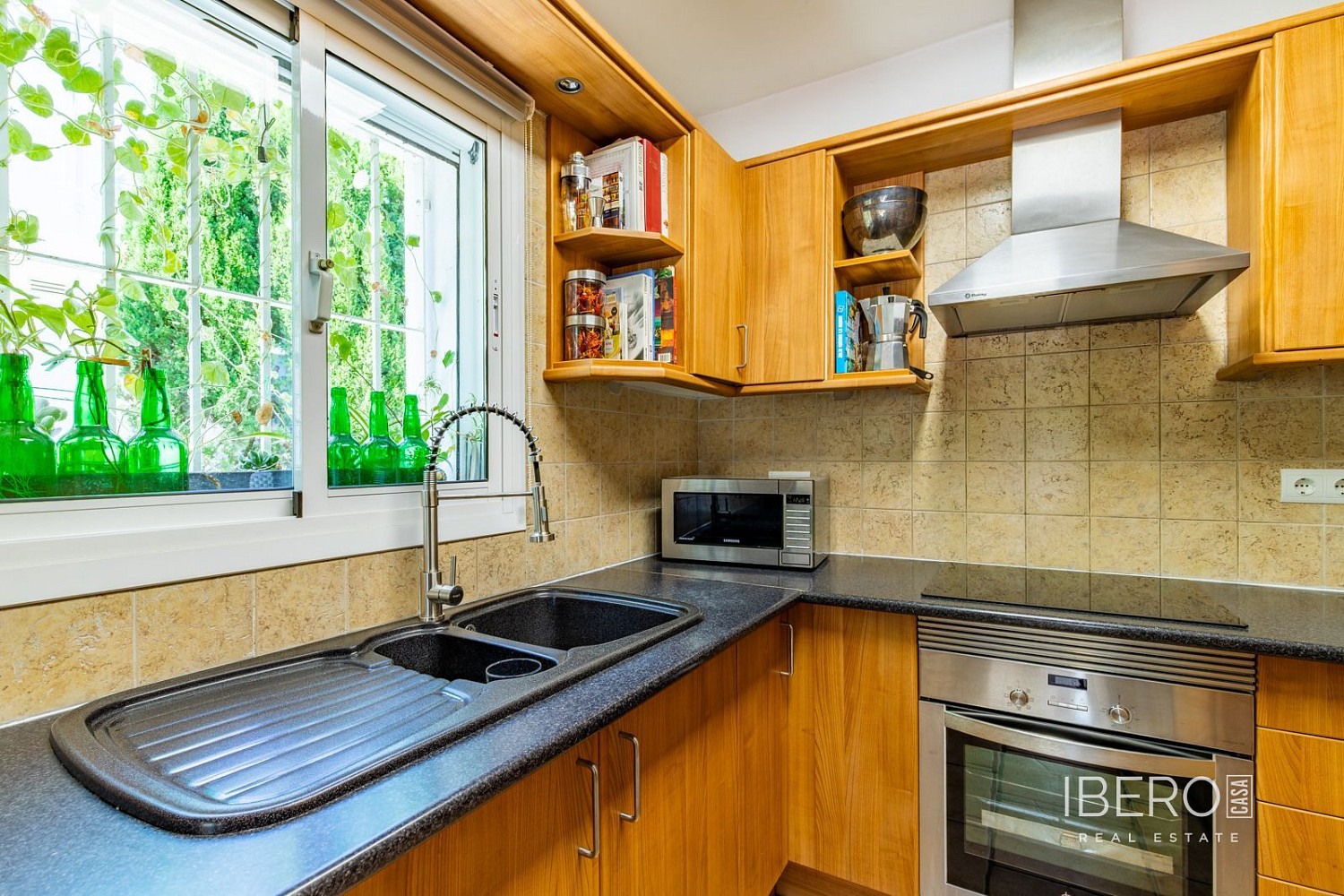 Prodej domu 167 m² s pozemkem 918 m² - Vista 3