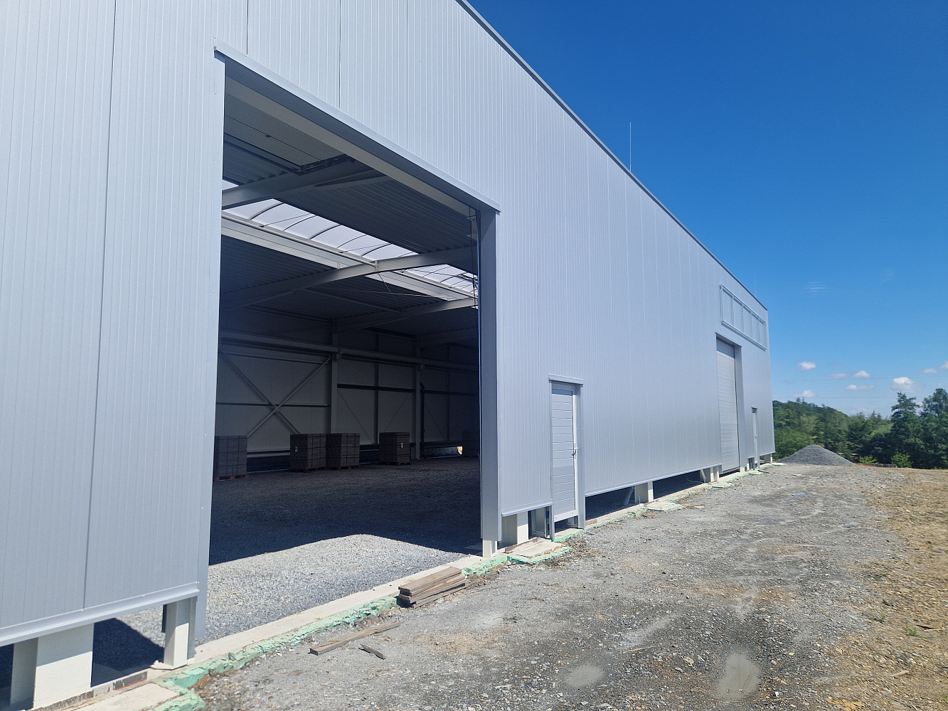 Pronájem skladovacích prostor 520 m² – fotografie 2
