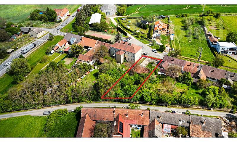Prodej stavebního pozemku 815 m² — photo 3