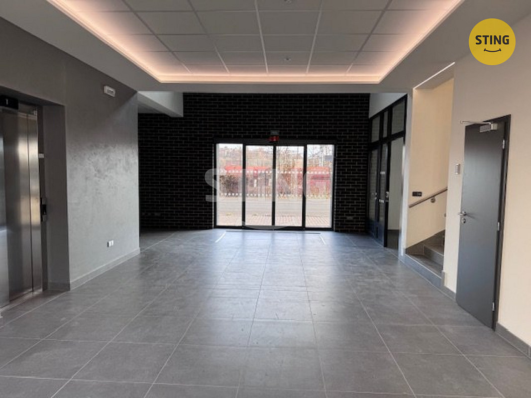Pronájem obchodních prostor 151 m² – fotografie 5