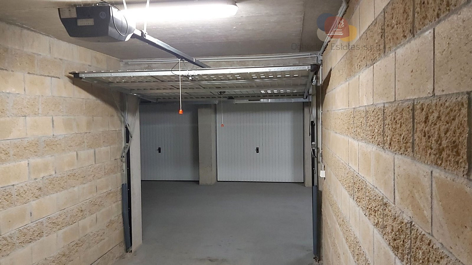 Prodej prostorné garáže 15 m² v Olomouci, Mošnerova – pohled 4