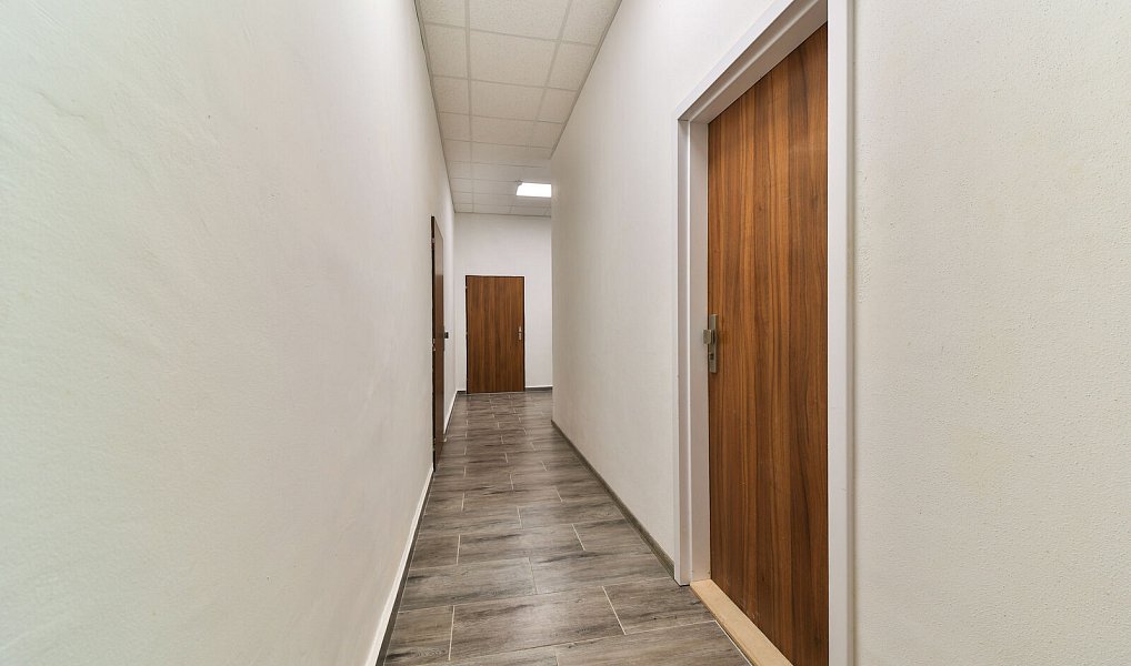Pronájem bytu 3+1 56 m², Mariánské Lázně – náhled fotky 21