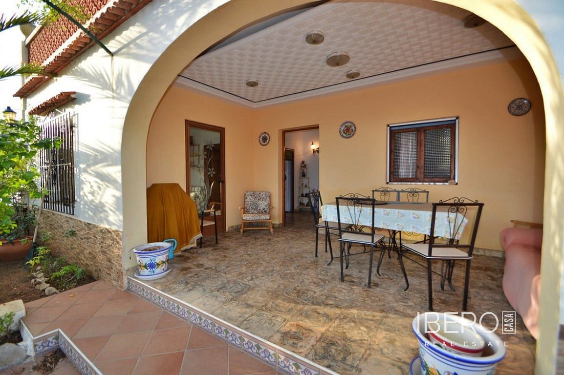 Prodej domu 214 m² s pozemkem 699 m² — photo 3