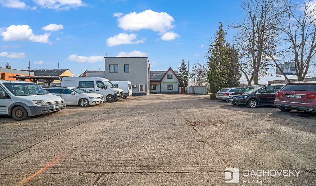 Prodej obchodních prostor 374 m², Pardubice – náhled fotky 17