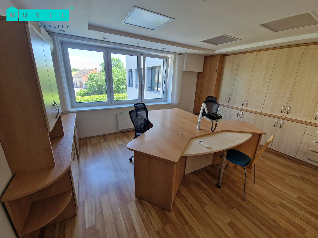 Pronájem kanceláře 22 m² – fotografie 4