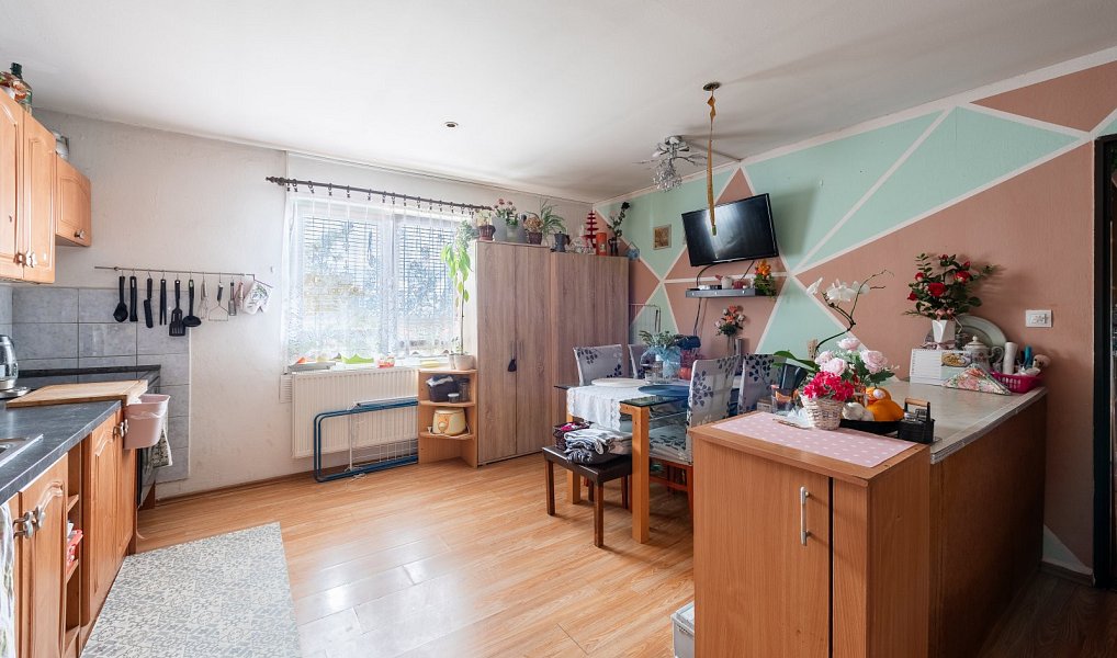 Prodej domu 200 m² s pozemkem 515 m², Nová Ves – náhled fotky 23