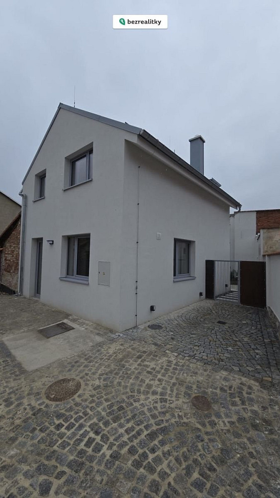 Prodej domu 90 m² s pozemkem 106 m² – pohled 2