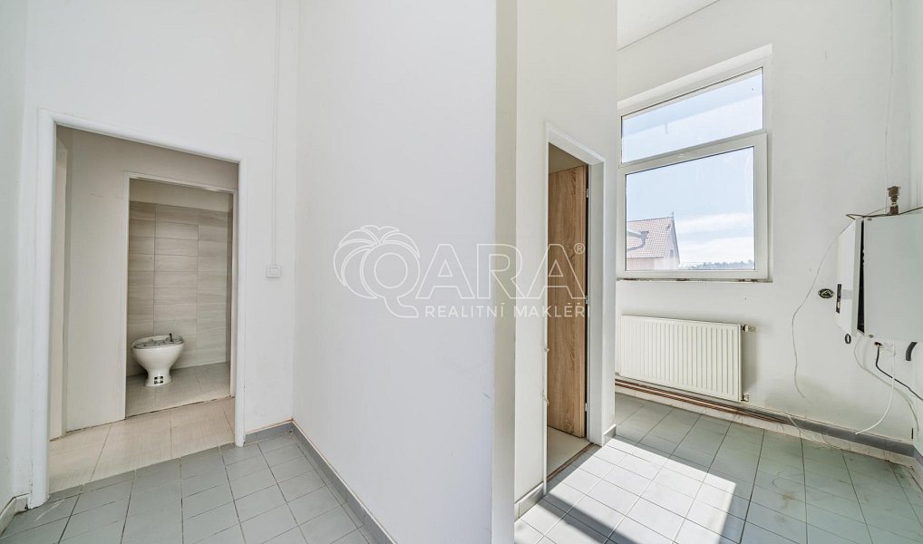 Pronájem skladovacích prostor 210 m², Sukorady – náhled fotky 7