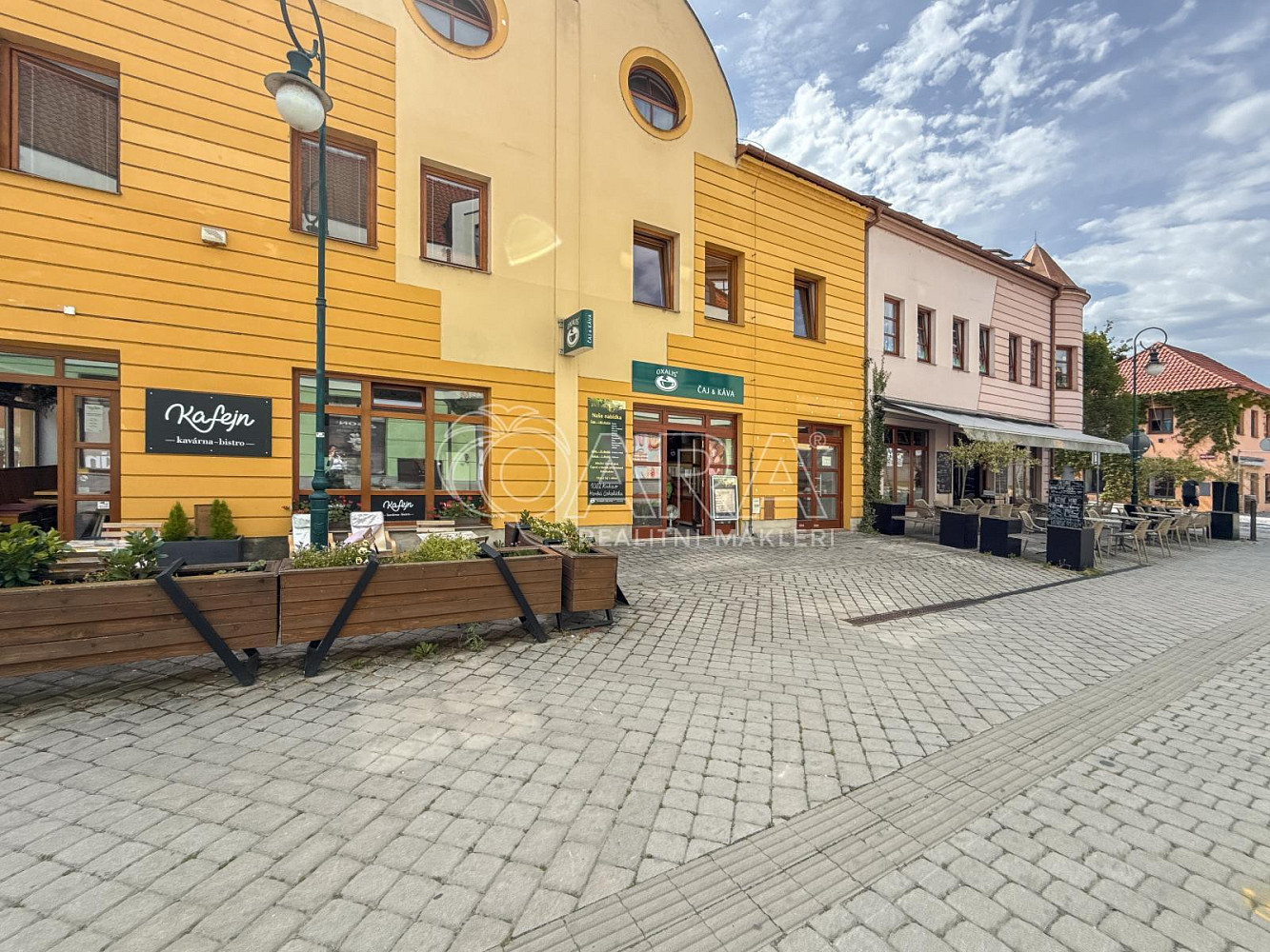Pronájem obchodních prostor 28 m²