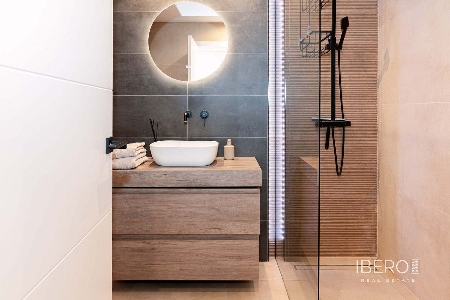 Prodej bytu 3+kk 95 m² - Más