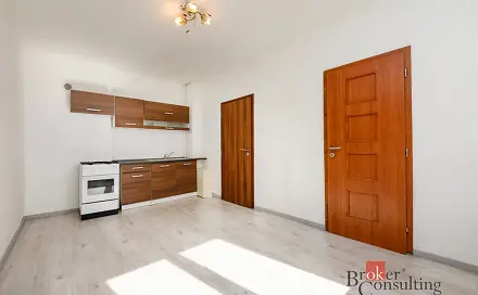 Prodej bytu 2+kk 39 m², Sušická, Plzeň - Božkov