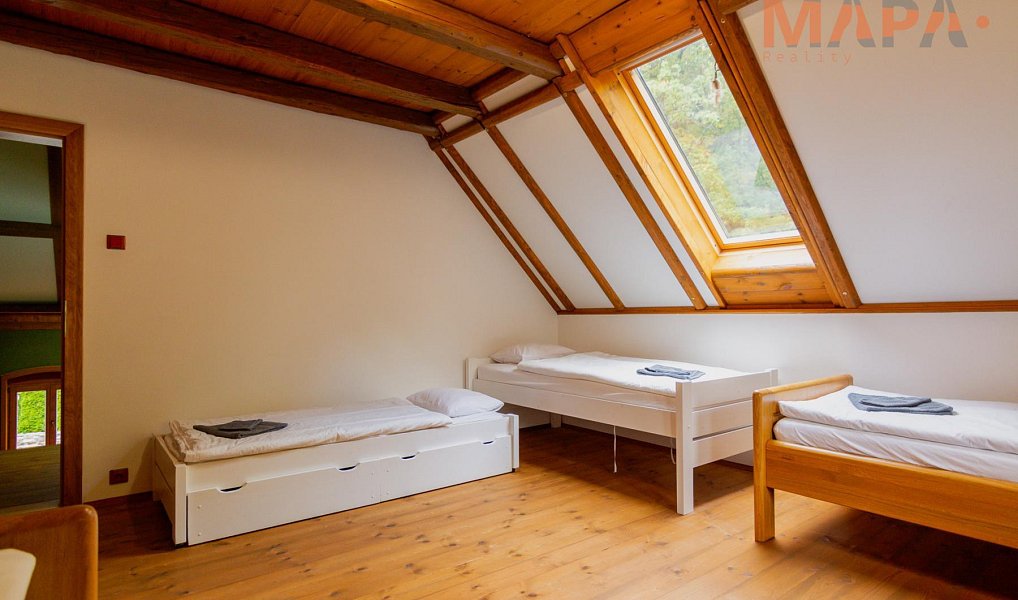 Prodej domu 480 m² s pozemkem 1 372 m², Křimov – náhled fotky 22