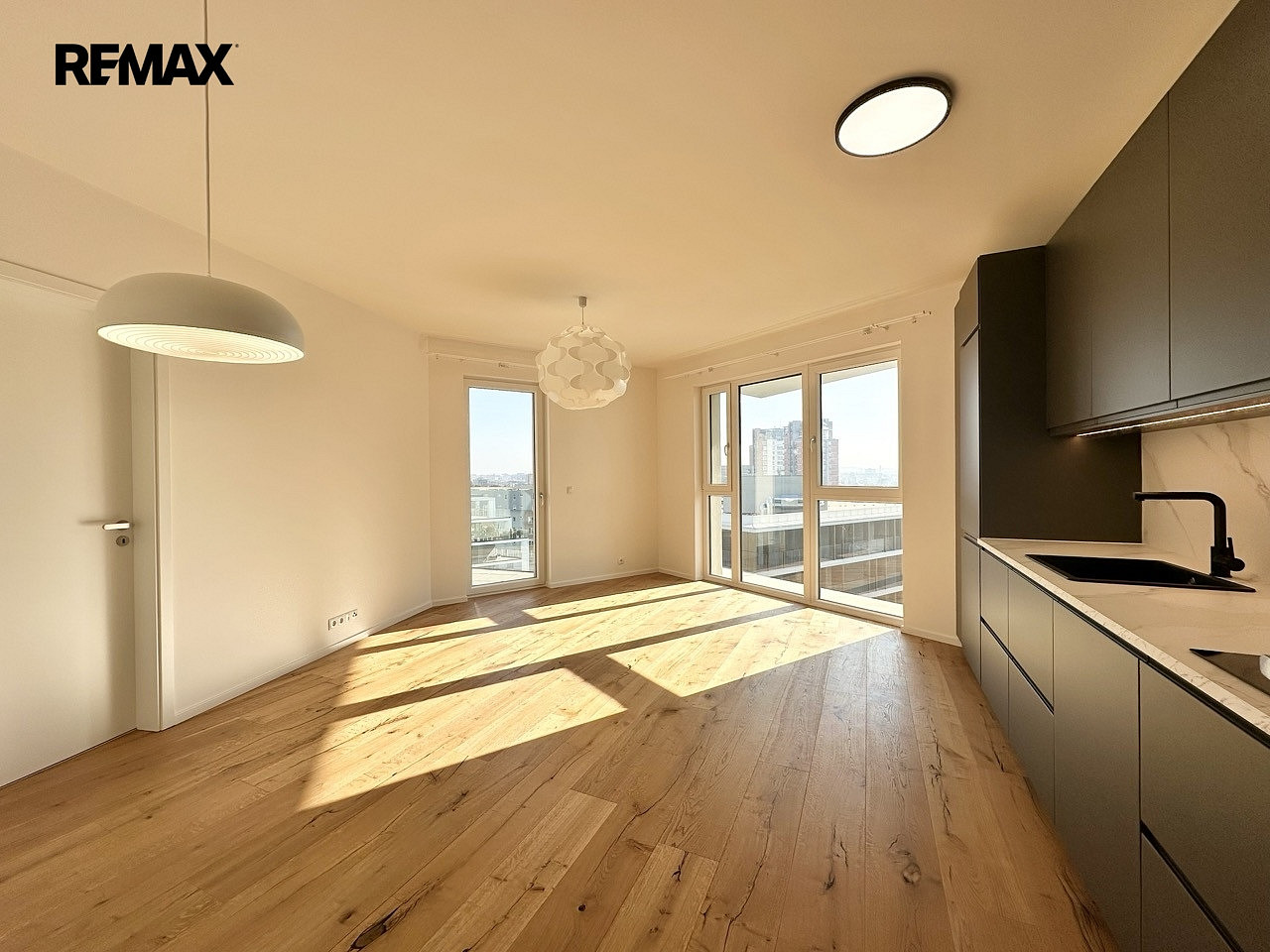 Pronájem bytu 2+kk 50 m²